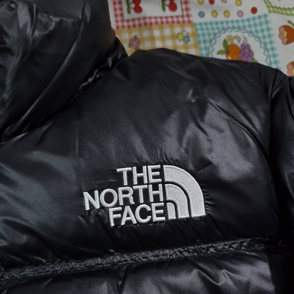 The North Face Black Short Down Jacket for Women - Picture 2 of 12